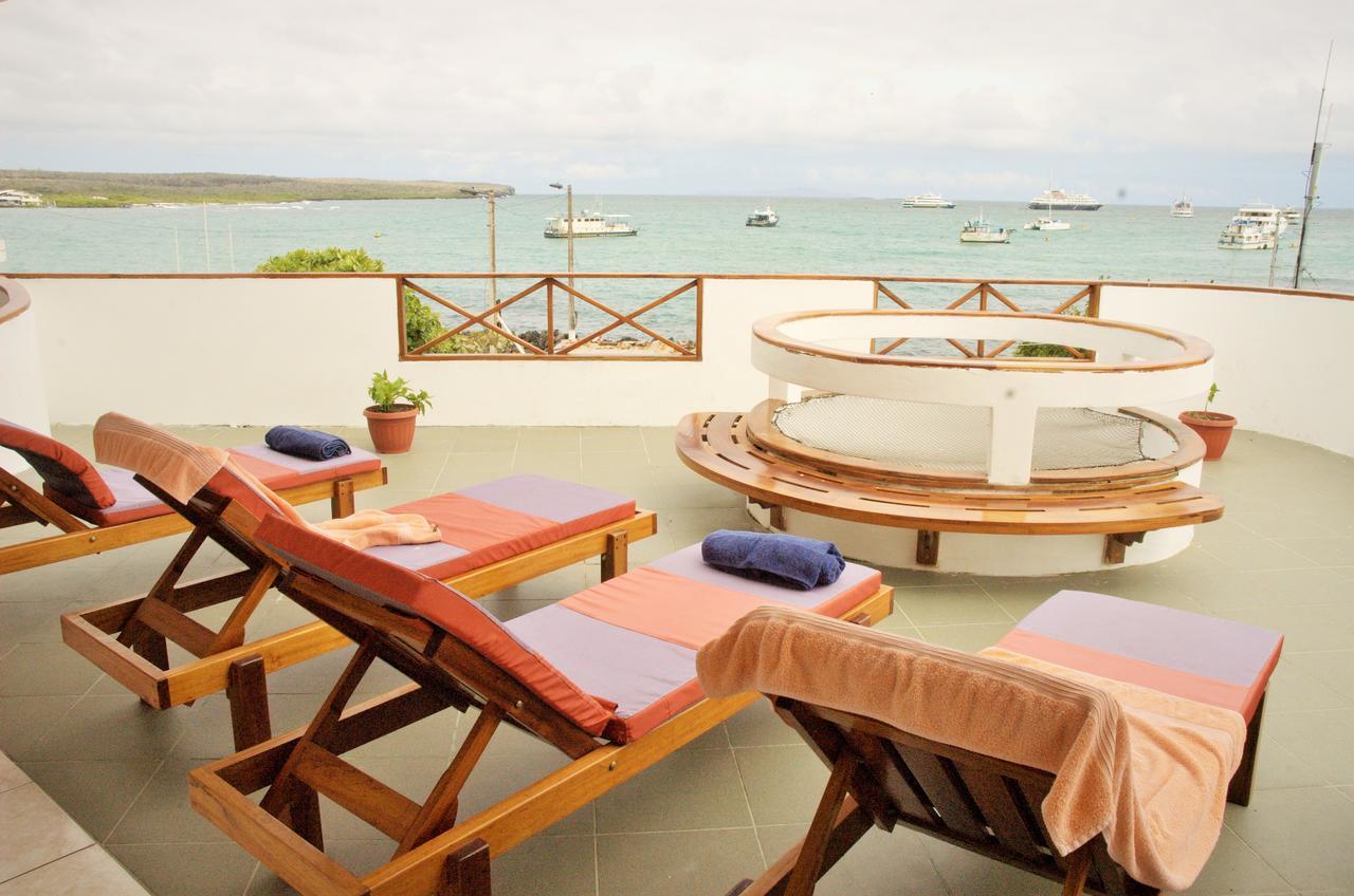 Grand Hotel Lobo De Mar Puerto Ayora  Εξωτερικό φωτογραφία
