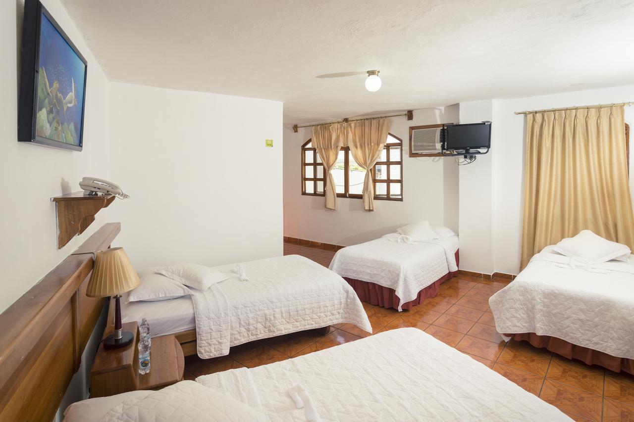 Grand Hotel Lobo De Mar Puerto Ayora  Εξωτερικό φωτογραφία